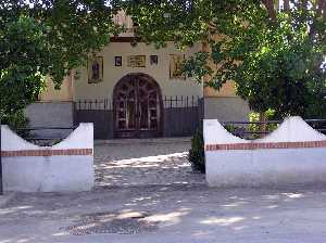 Entrada a la Iglesia de San Nicols