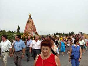 Nuestra Seora de Beln en procesin