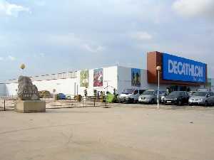 Polgono y Decathlon 