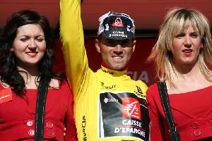 Valverde de amarillo tras la disputa de la crono de la Vuelta Ciclista a Murcia 2008