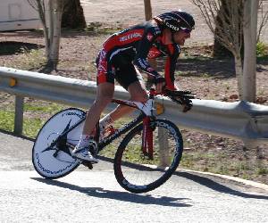 V. Karpets durante la disputa de la crono de la Vuelta Ciclista a Murcia 2008