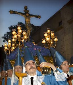 Cofrada del Santsimo Cristo del Amparo y Mara Santsima de los Dolores [C.Cofradas]