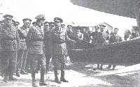 Alfonso XIII, en el aerdromo de Los Alczares