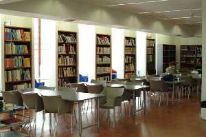 Interior de la Biblioteca Municipal