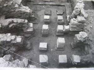 Hipocausto de las termas de Carthago Nova durante la excavación arqueológica 