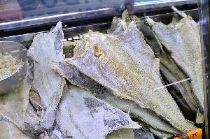 Bacalao salado en el mercado [Bacalao]