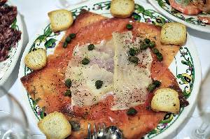 Carpaccio de Bacalao con salmn  