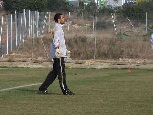 Juanmi durante un entrenamiento a guardametas 