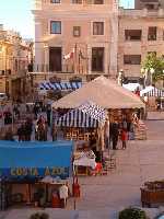 Mercadillo Cuatro Plazas.