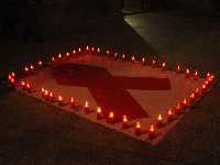 Lazo Rojo contra el SIDA en la Plaza de Santo Domingo