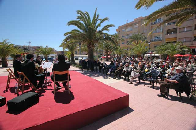 Concierto al aire libre en Mazarrn